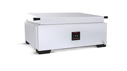 Đánh giá kỹ thuật bếp cách thuỷ MEMMERT WTB35: Giải pháp tối ưu cho phòng thí nghiệm